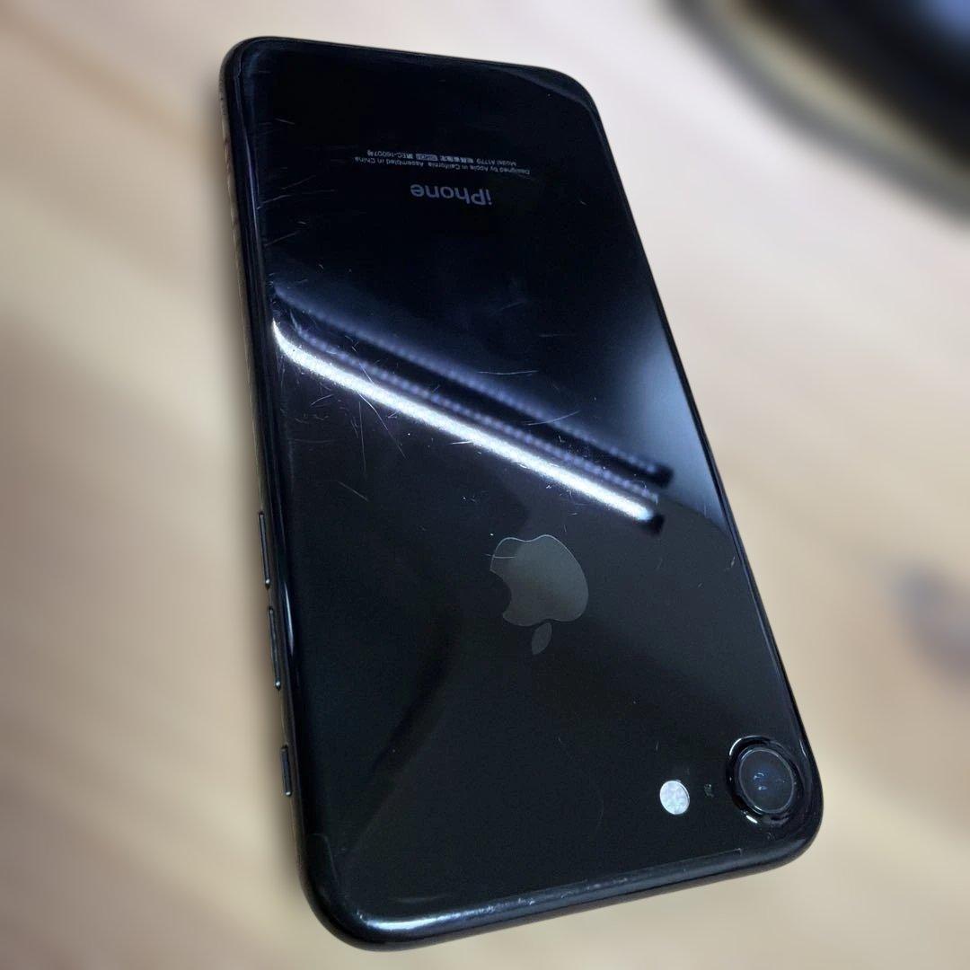 iPhone7 128GB ジェットブラック　MNCP2J/A バッテリー82%