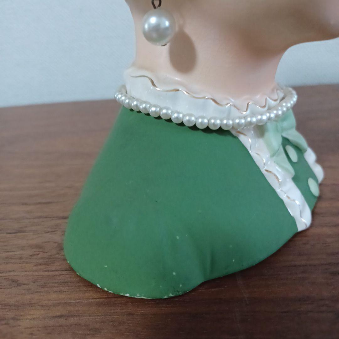 ビンテージ レディヘッドベース 陶器製置物花瓶　緑色のドレスにパールのネックレス
