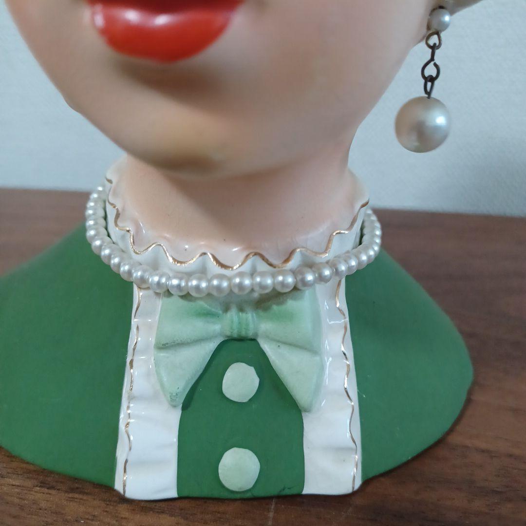 ビンテージ レディヘッドベース 陶器製置物花瓶　緑色のドレスにパールのネックレス