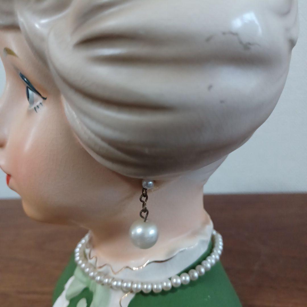 ビンテージ レディヘッドベース 陶器製置物花瓶　緑色のドレスにパールのネックレス