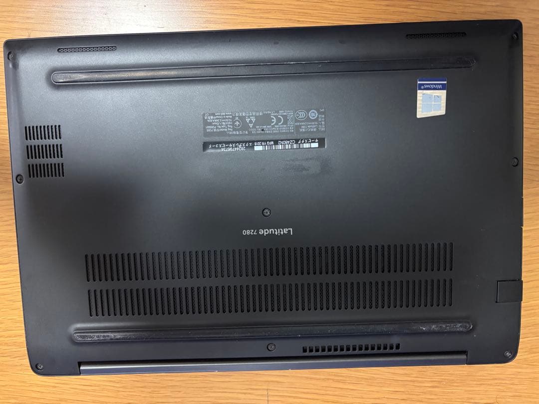 DELL Latitude 7280 本体 SSD使用少