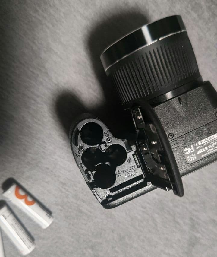 Fujifilm FinePix S3200 デジタルカメラ