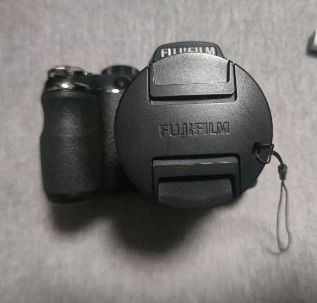 Fujifilm FinePix S3200 デジタルカメラ