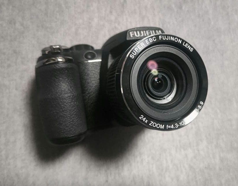 Fujifilm FinePix S3200 デジタルカメラ
