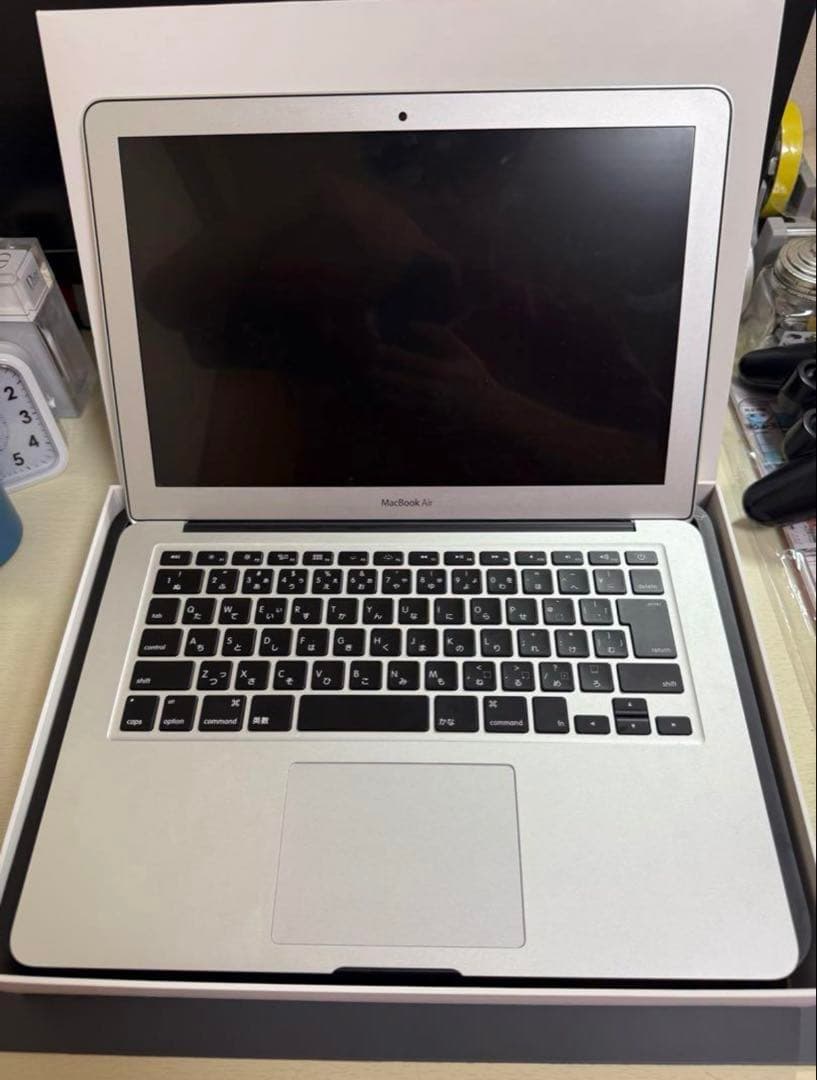 MacBook Air A1466 美品