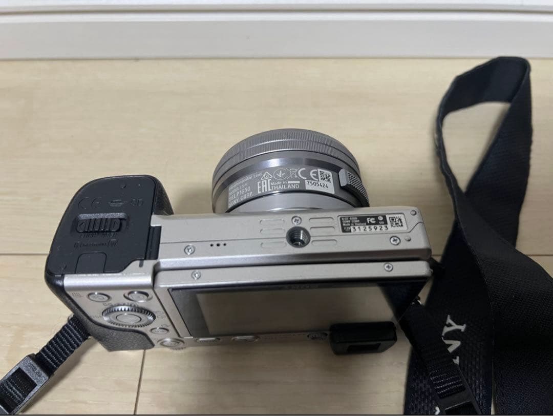 SONY α6000 ミラーレス一眼 本体＋付属品【再出品】