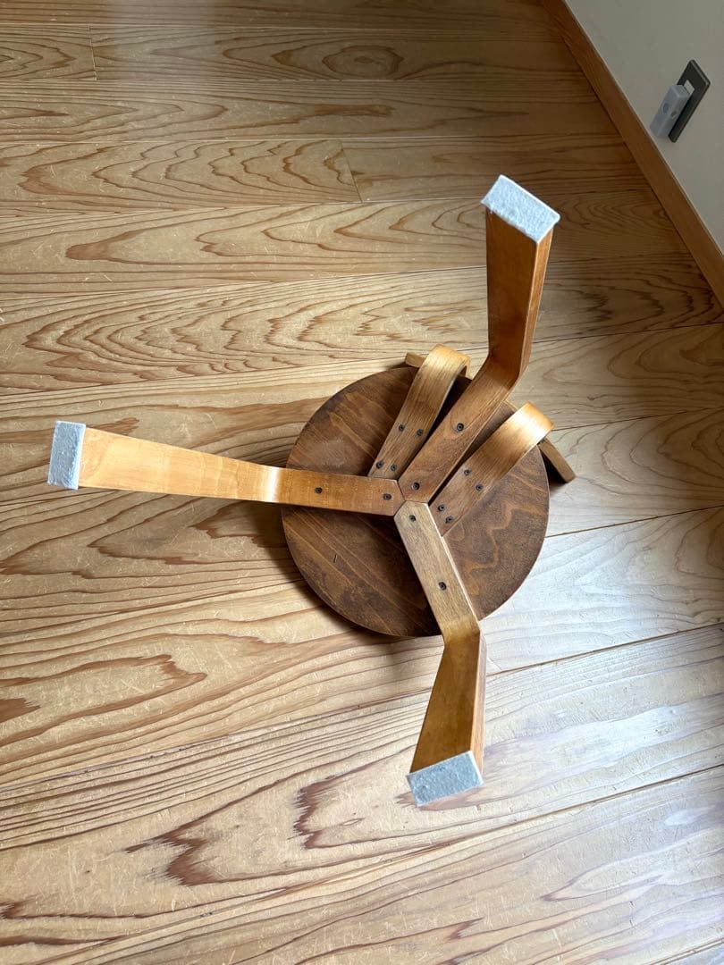 北欧モダン曲げ木スツール　送料込み