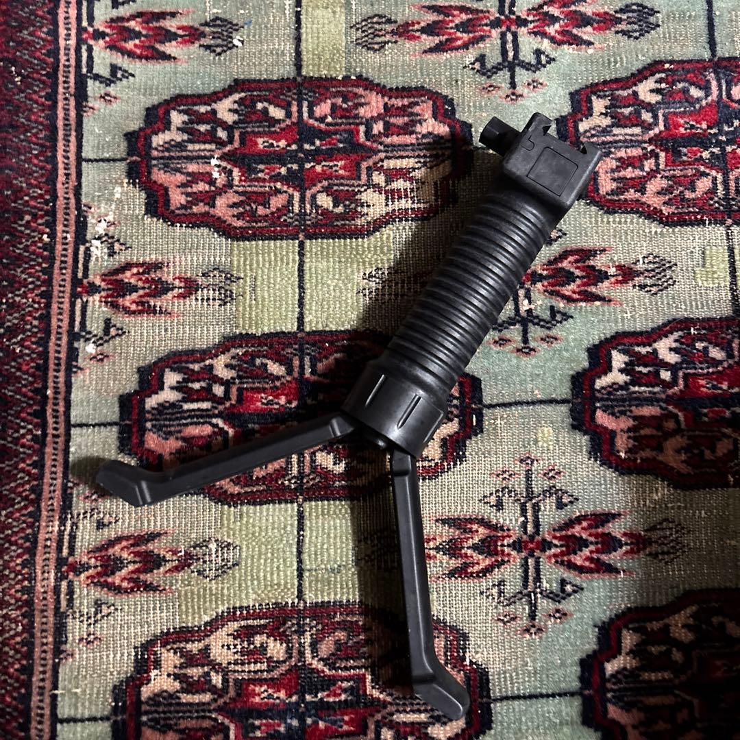 米軍 放出品 G.P.S GRIP PODSY STEMS ライフルグリップ