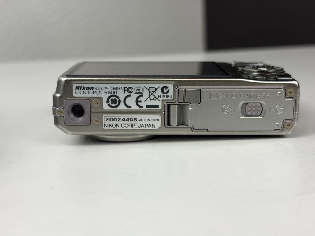 デジタルカメラ Nikon COOLPIX S600