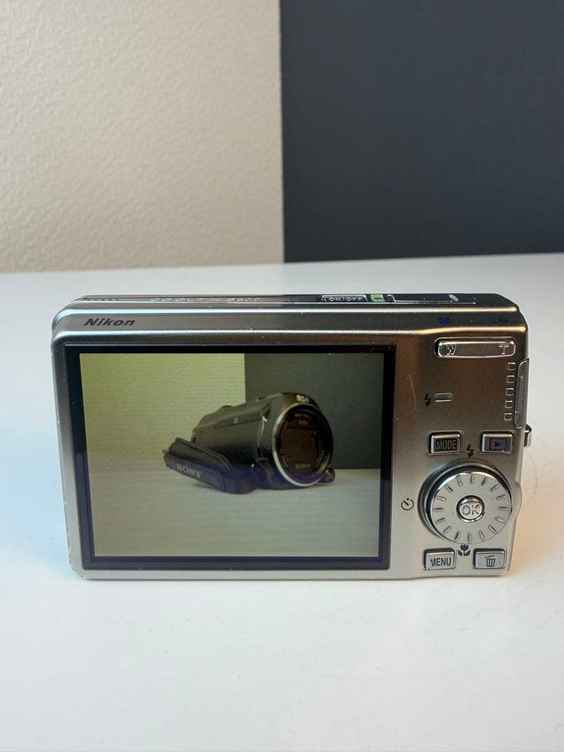 デジタルカメラ Nikon COOLPIX S600