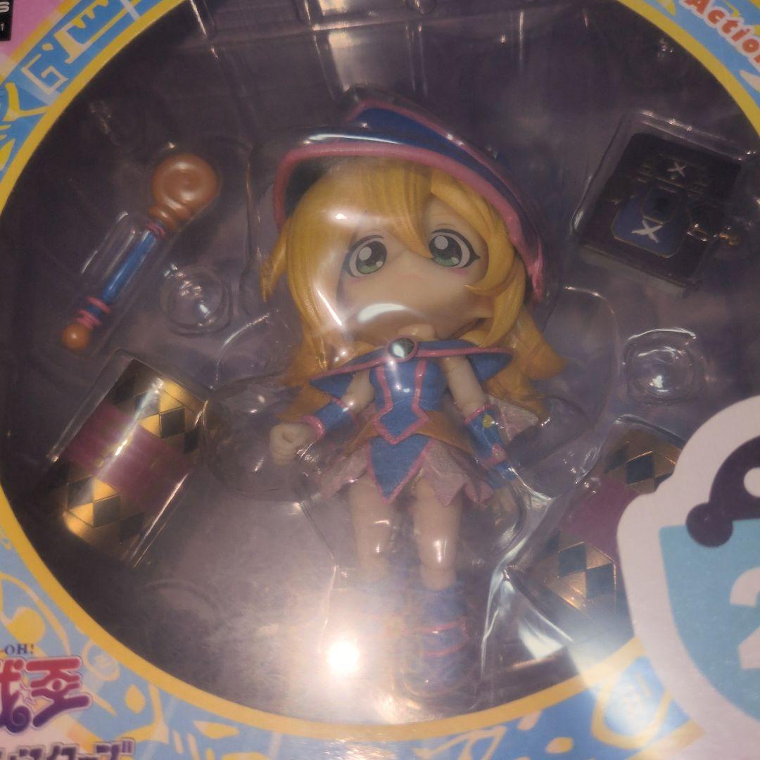 遊戯王　ブラック・マジシャン・ガール　キューポッシュ　未開封