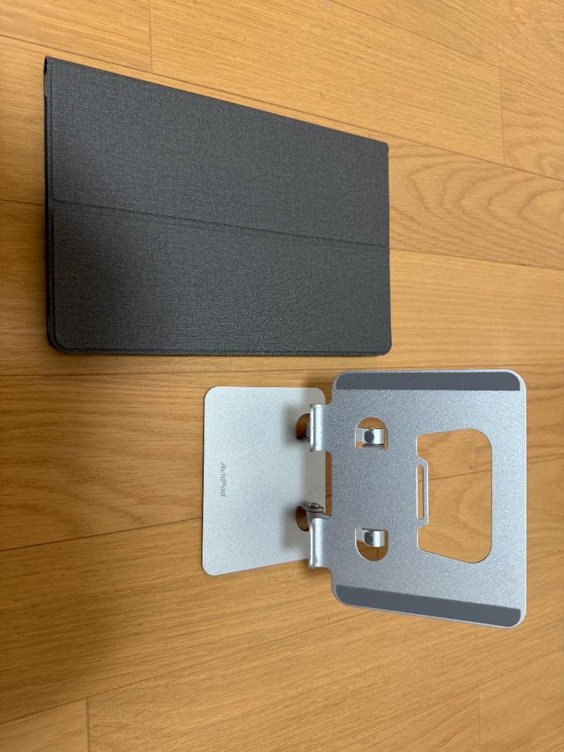 美品　AvidPad A90S Androidタブレット スタンド、ケース付