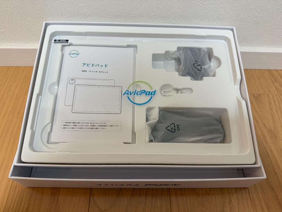美品　AvidPad A90S Androidタブレット スタンド、ケース付