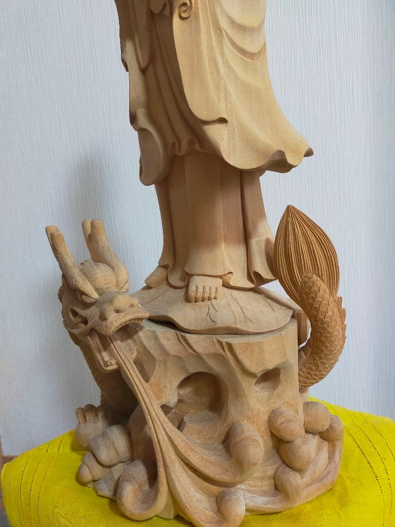 セール✨仏像美術品　白楠木彫り　H58cm　大型龍上滴水観音様の立像　開運縁起物
