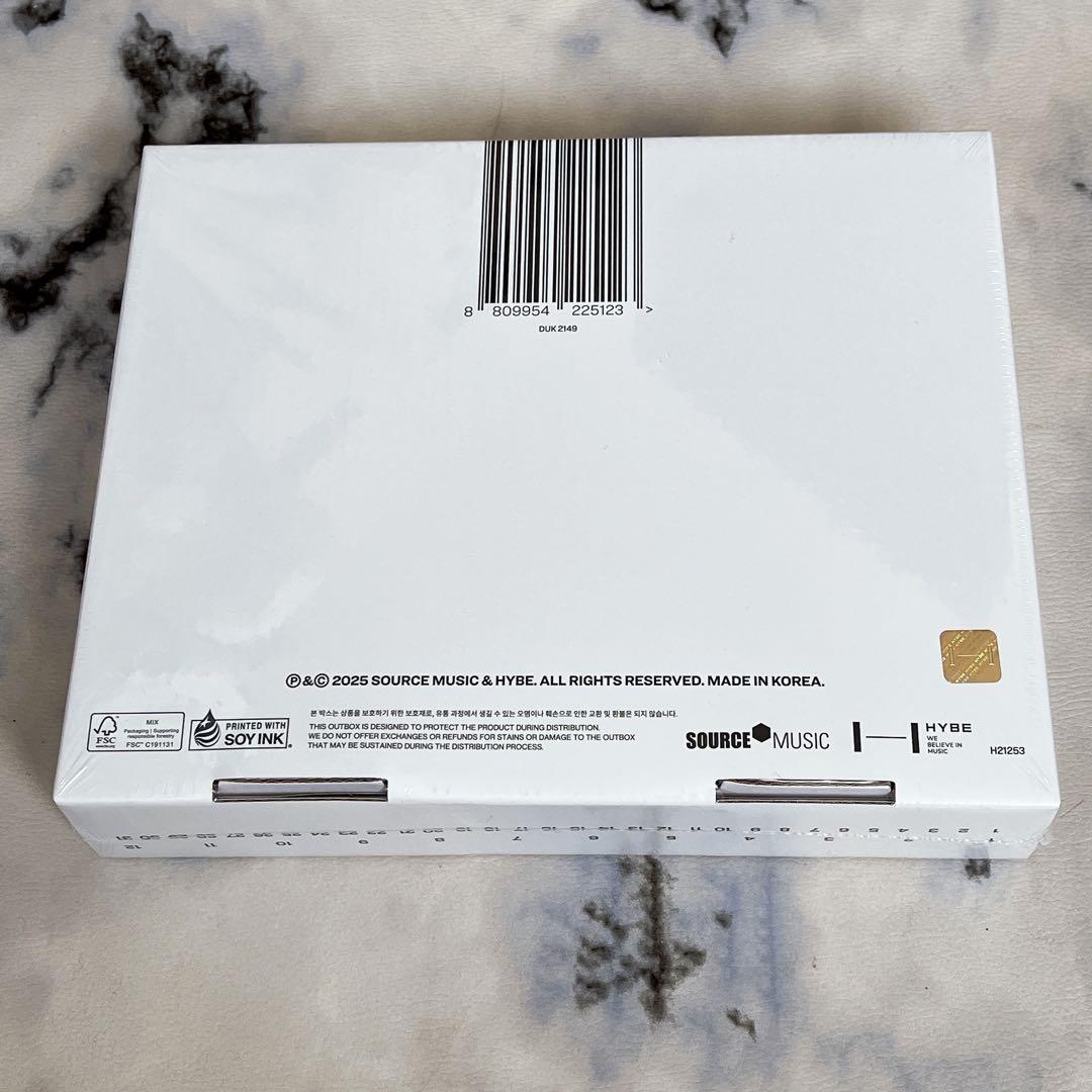 LESSERAFIM ルセラ シーグリ 2026 新品未開封 ポップアップ