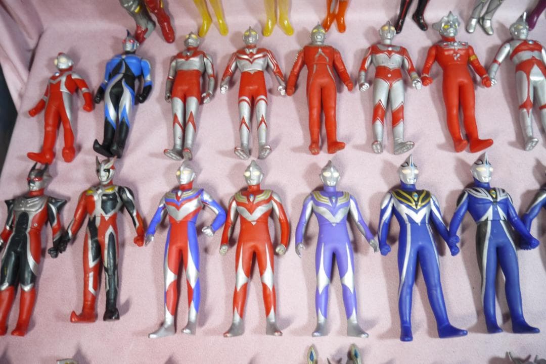 ウルトラヒーローシリーズ　800サイズ　ウルトラマン　ソフビ60体