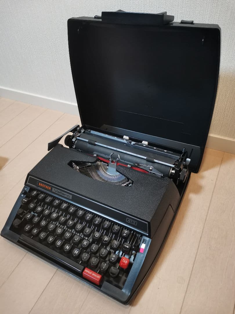 BROTHER Valiant タイプライター ブラック