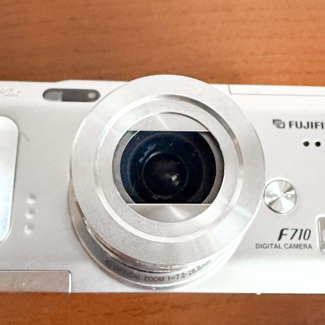 美品 Fujifilm FinePix F710 完動品 多数付属あり