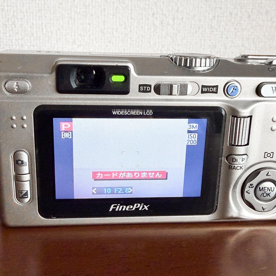 美品 Fujifilm FinePix F710 完動品 多数付属あり