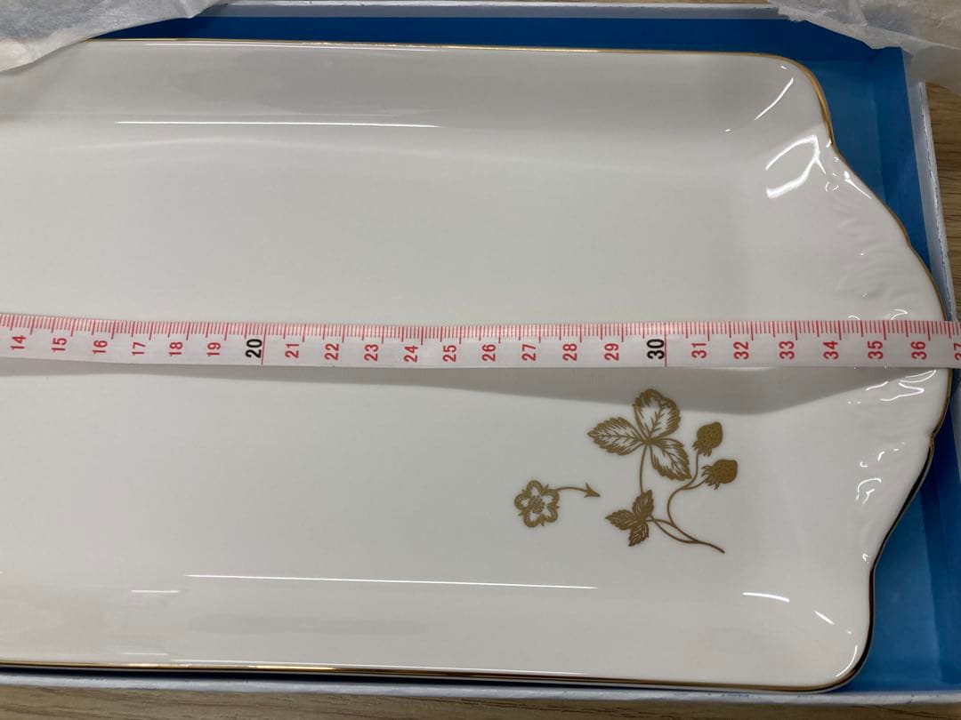 未使用品　ウエッジウッド ワイルドストロベリー サンドイッチプレート