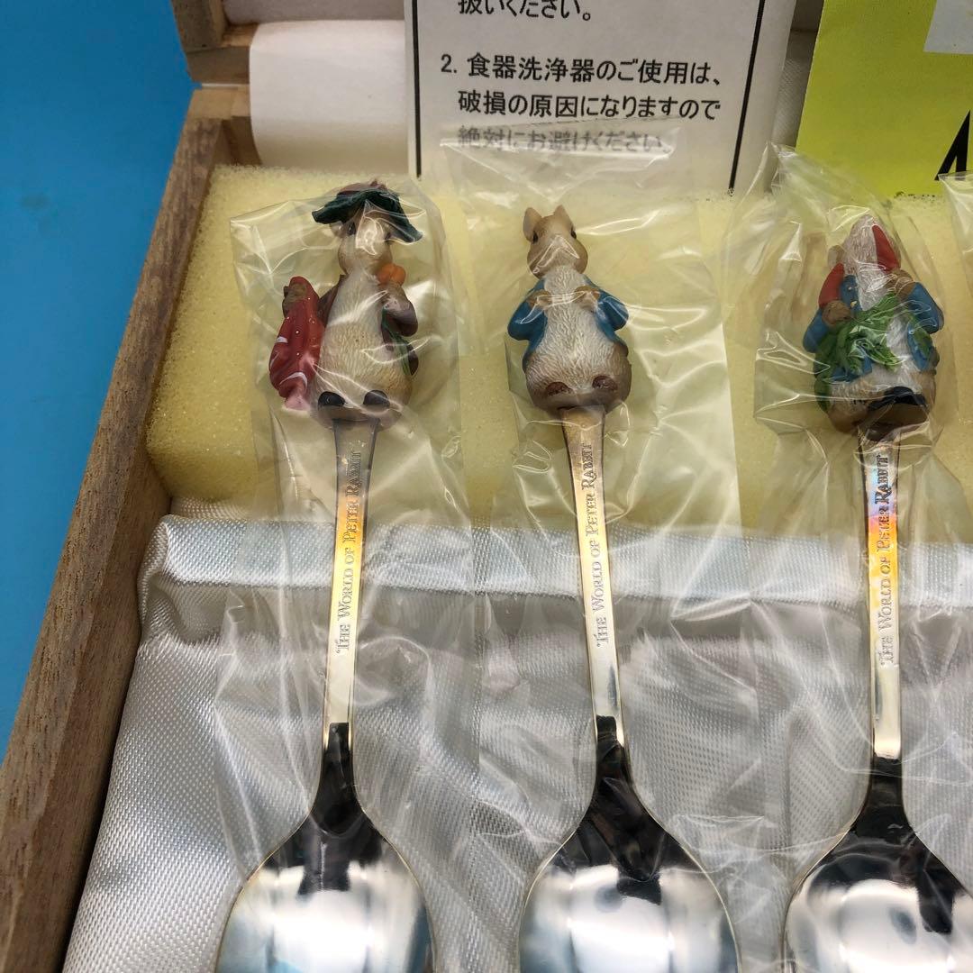 ピーターラビット スプーン5本セット 木箱入り