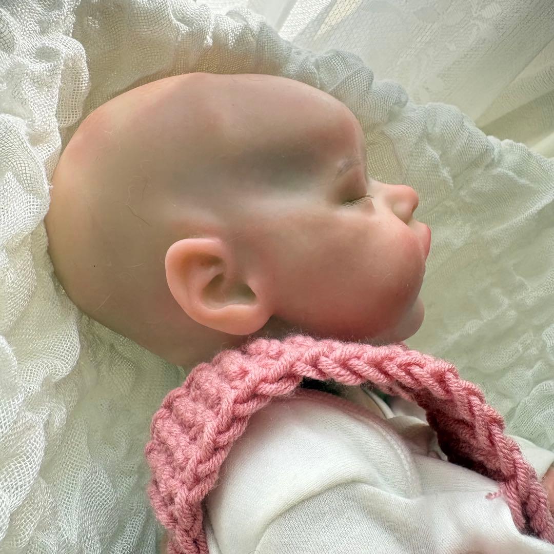 フルシリコン リボーンドール 人形 女の子 洋服小物付き