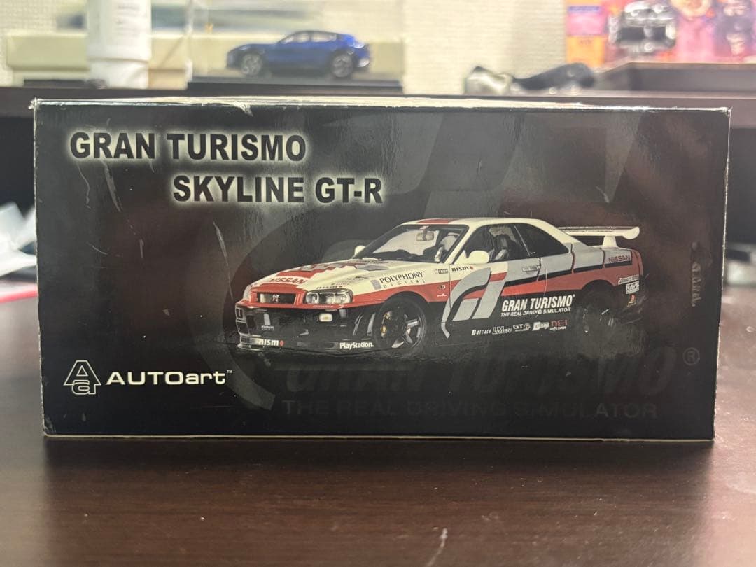 オートアート1/43 日産グランツーリスモニスモスカイラインGT-R(R34)