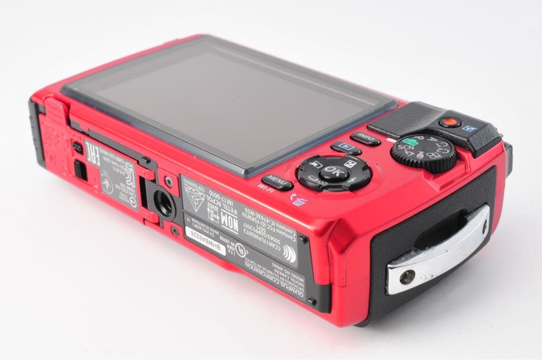 オリンパス　OLYMPUS Tough TG-5 レッド