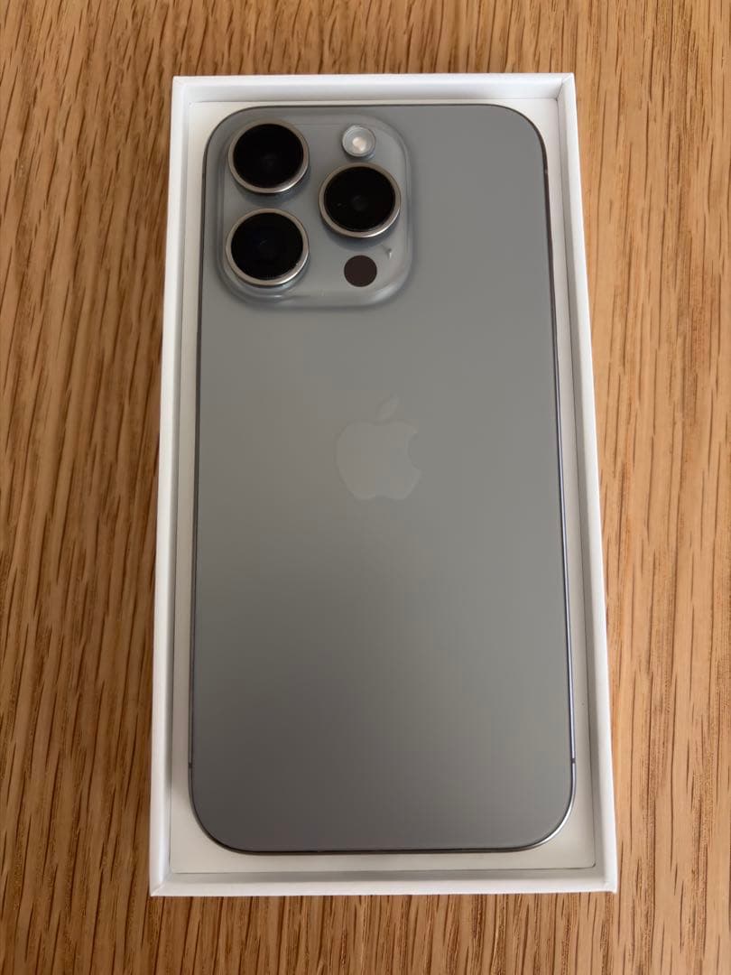 【週末のみ値下げ】iPhone15Pro 128GB ナチュラルチタニウム