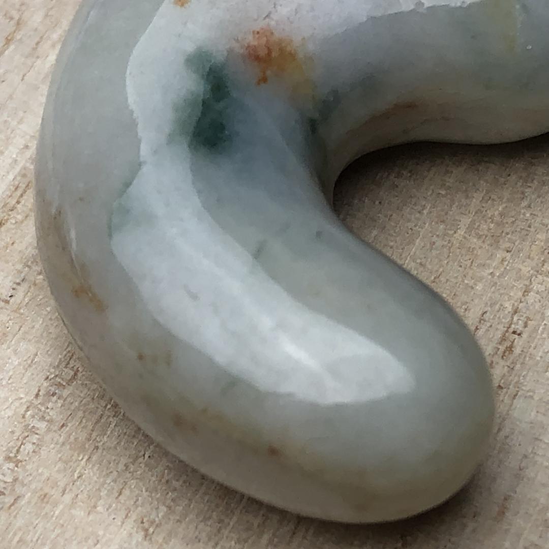 勾玉　ヒスイ　糸魚川翡翠 勾玉 天然 一点物 お守り