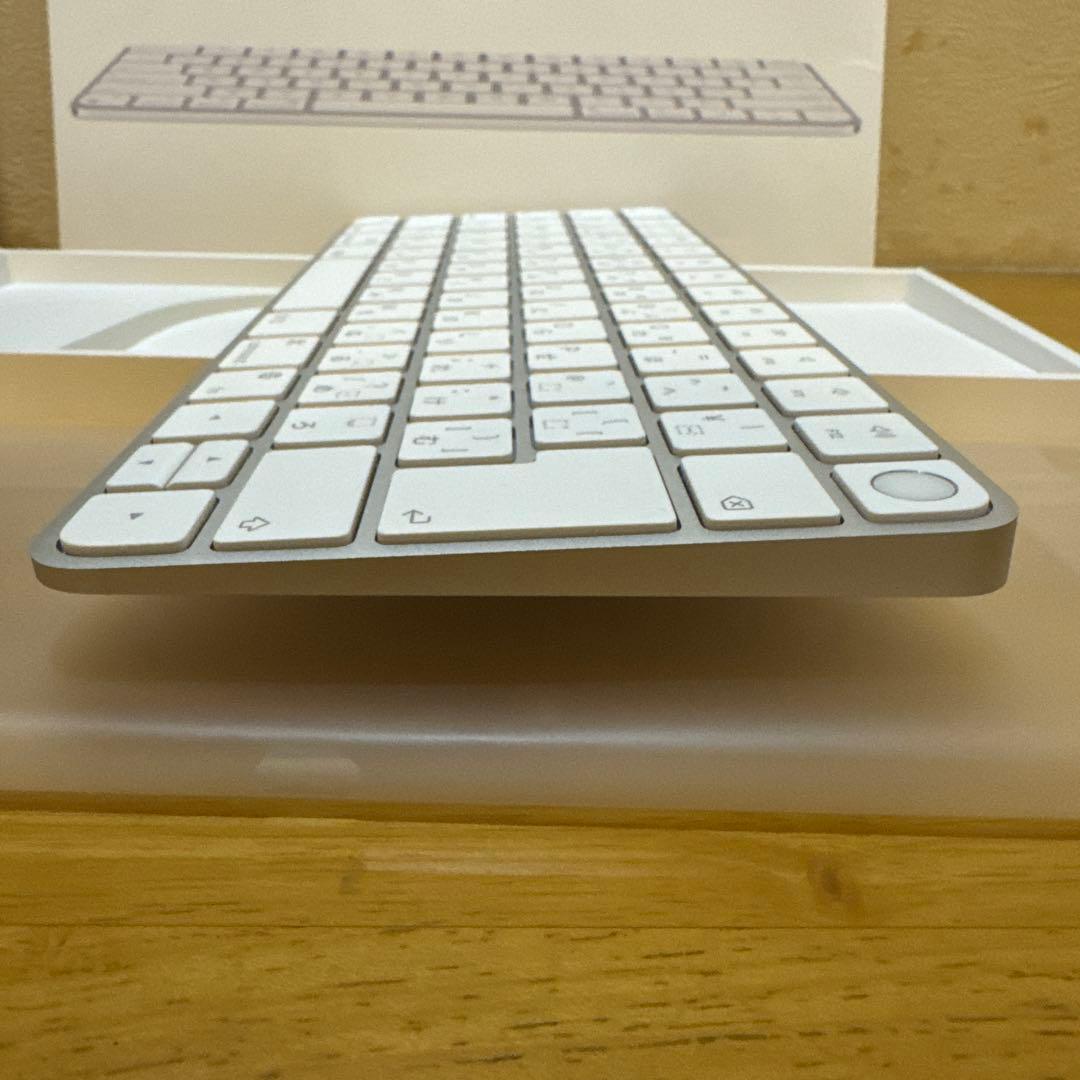 Magic Keyboard with Touch ID日本語配列キーボード