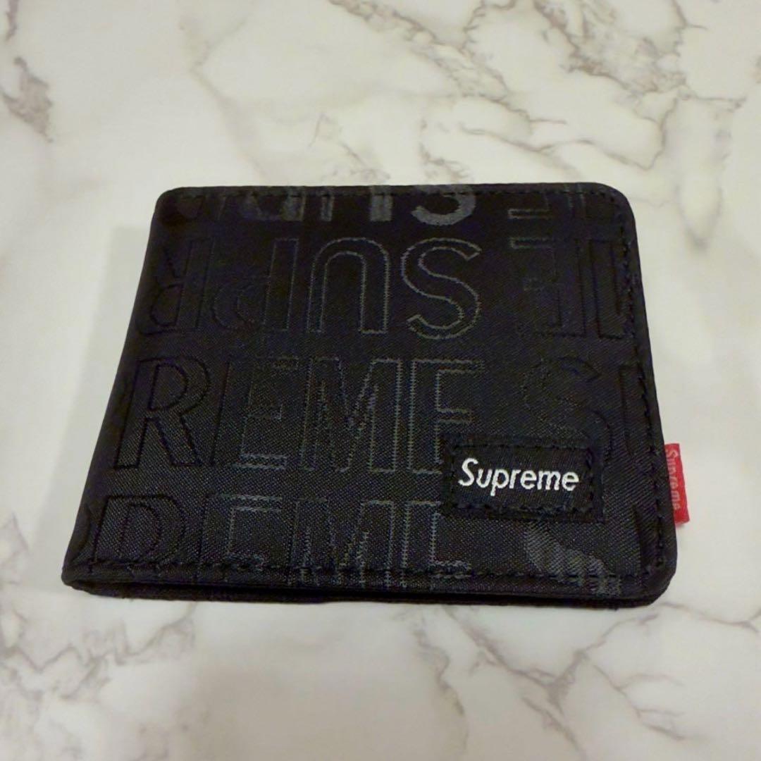 Supreme ブラック 二つ折り財布