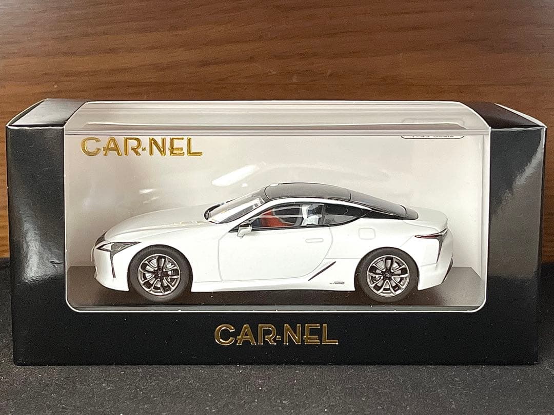 1/43 カーネル レクサス LC500h Lパッケージ 2017 ホワイト