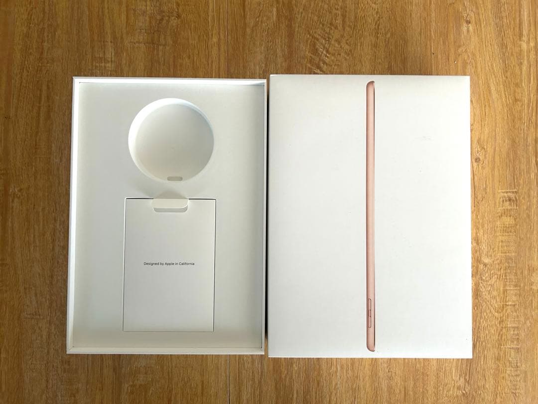 Apple iPad (第6世代) 32GB ローズゴールド　ケース付き