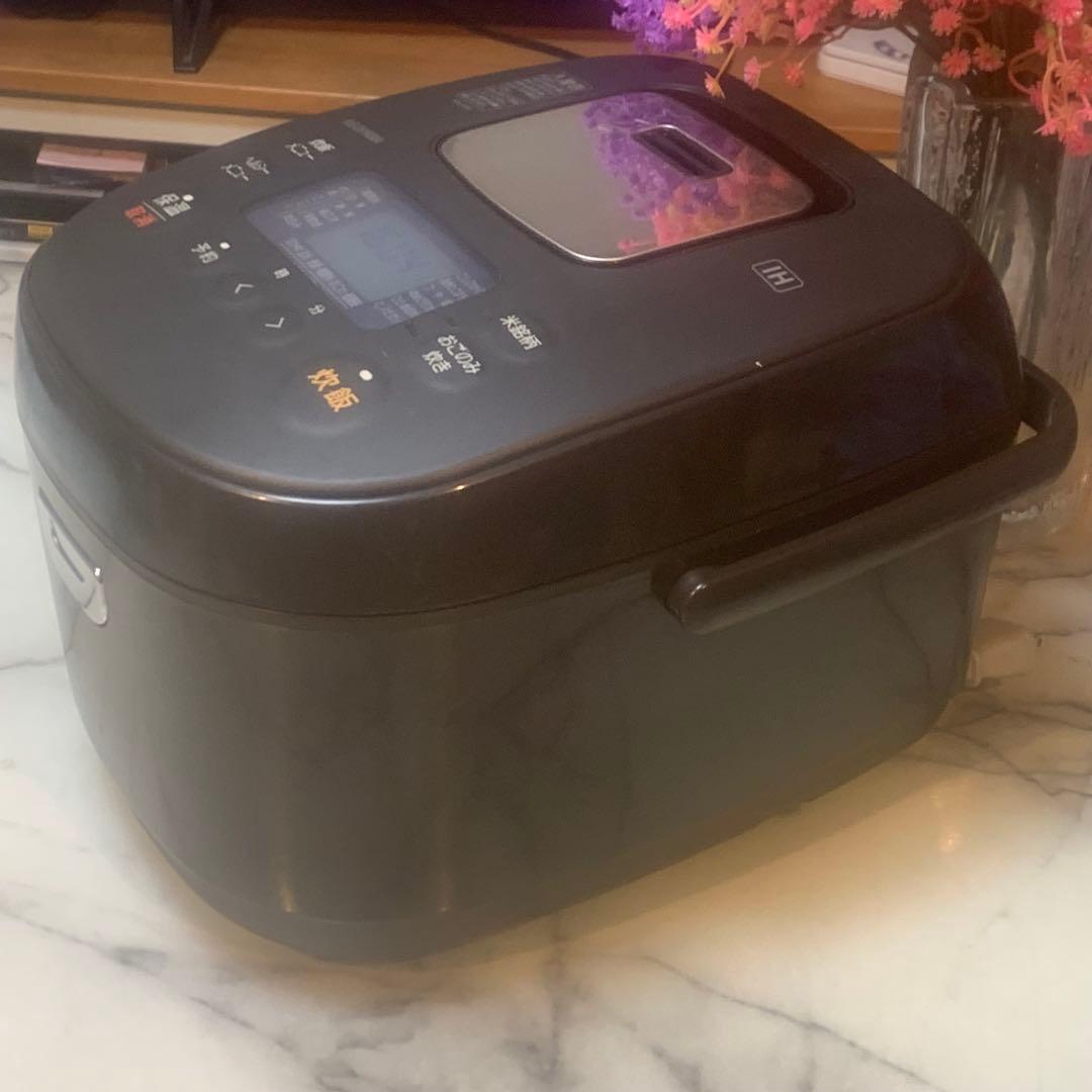 2022年 美品■IRIS 米屋の旨み銘柄炊きIH 5.5合KRC-IK50-T