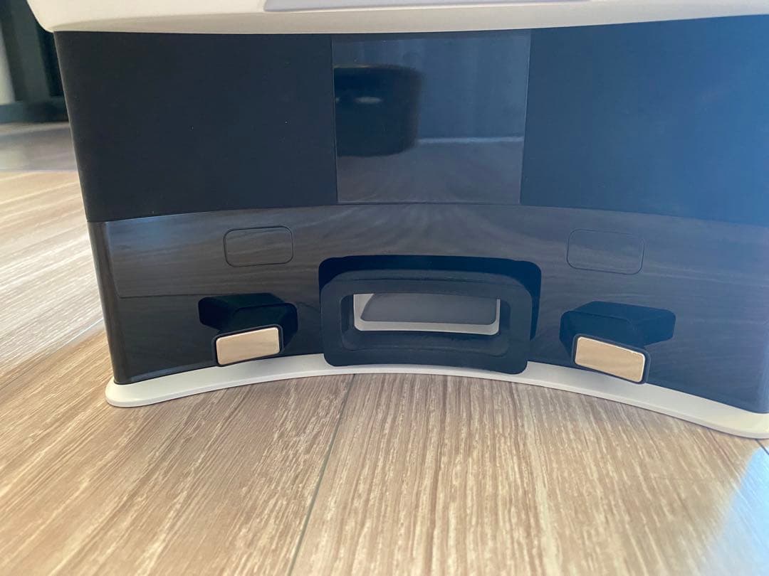 SwitchBot ロボット掃除機 K10+ 本体とアクセサリー