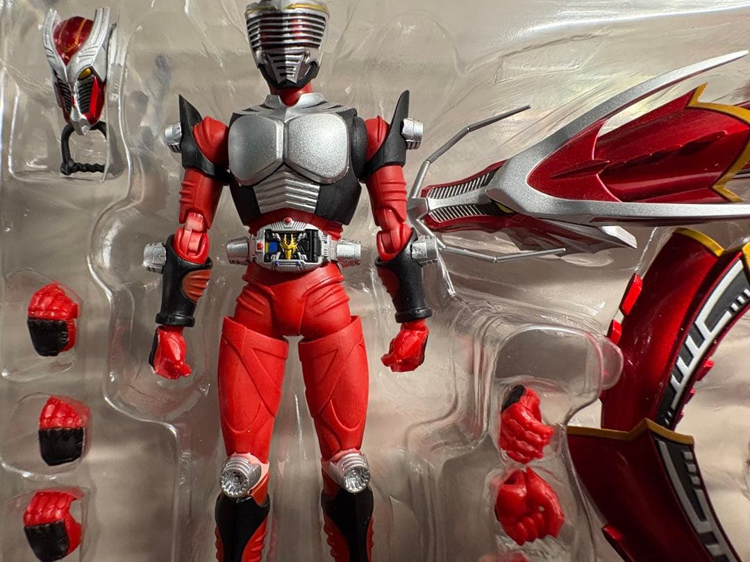 S.H.Figuarts 仮面ライダー龍騎＆ドラグレッダーセット