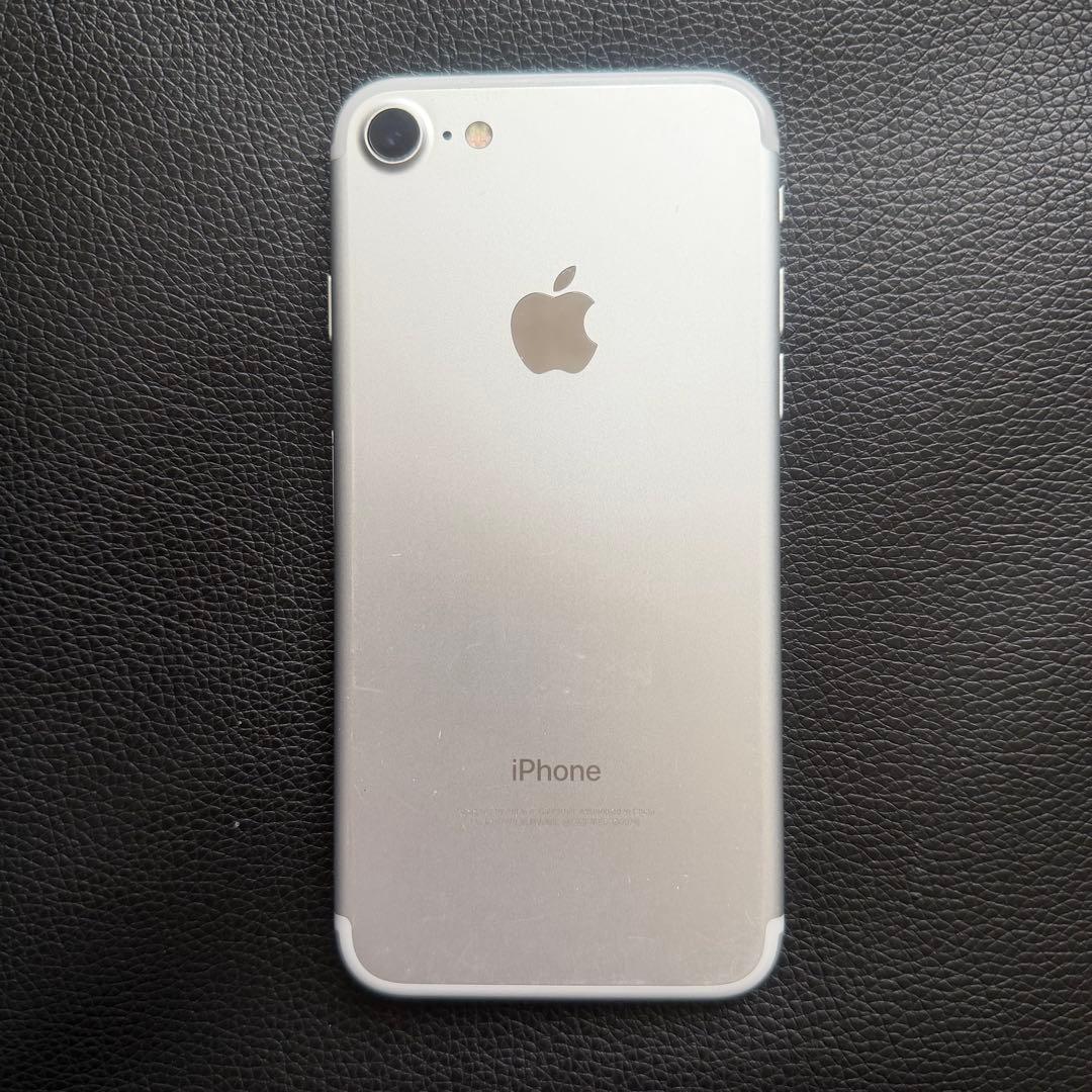 iPhone7 シルバー 32GB SIMフリー 付属品 箱無し 2個セット
