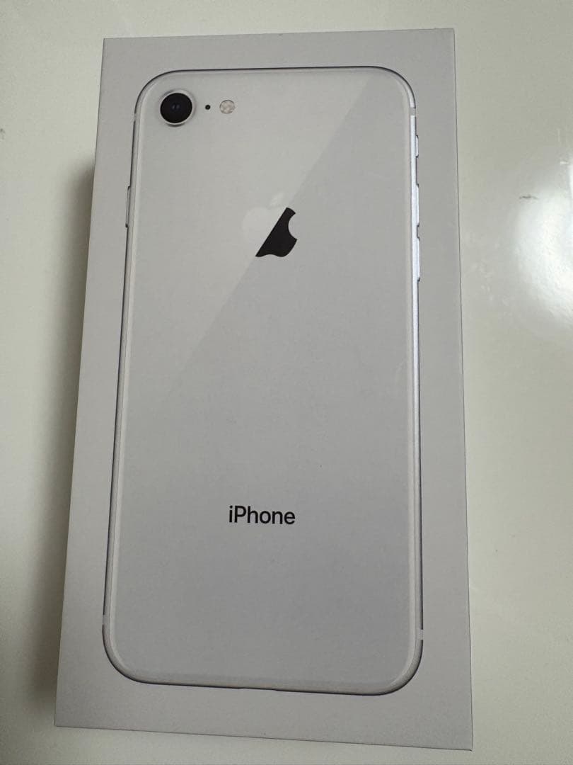 iPhone8 本体 64GB ホワイト