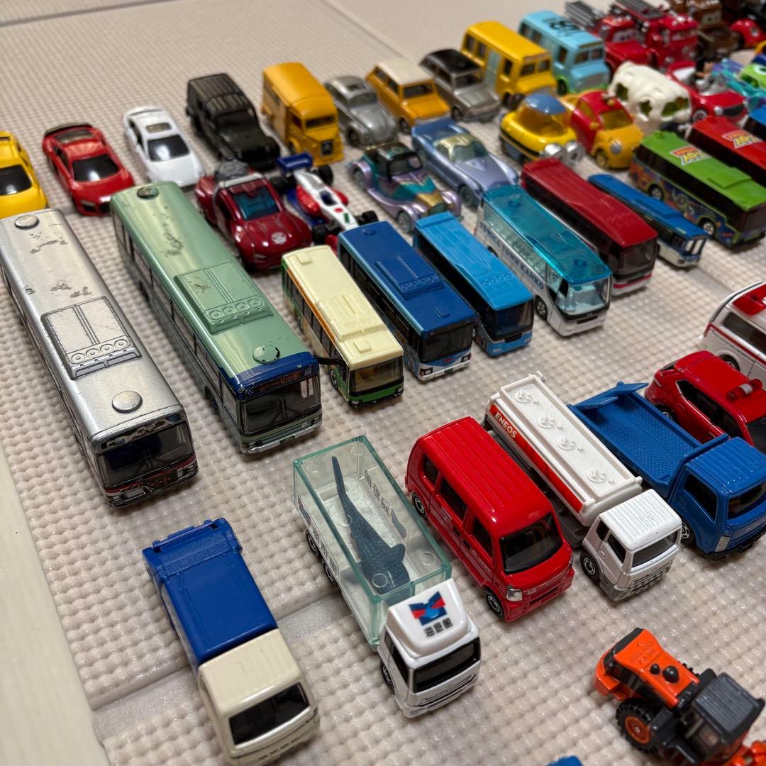 トミカ　約80台まとめ売り