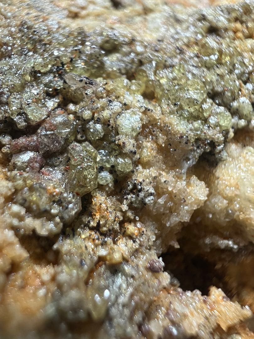 国産鉱物　三ッ岩岳　紫水晶&グリーンガーネット