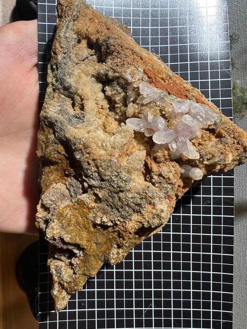 国産鉱物　三ッ岩岳　紫水晶&グリーンガーネット