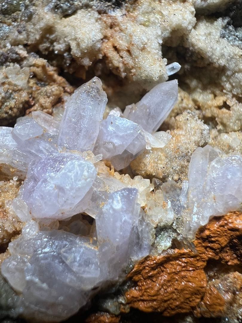 国産鉱物　三ッ岩岳　紫水晶&グリーンガーネット