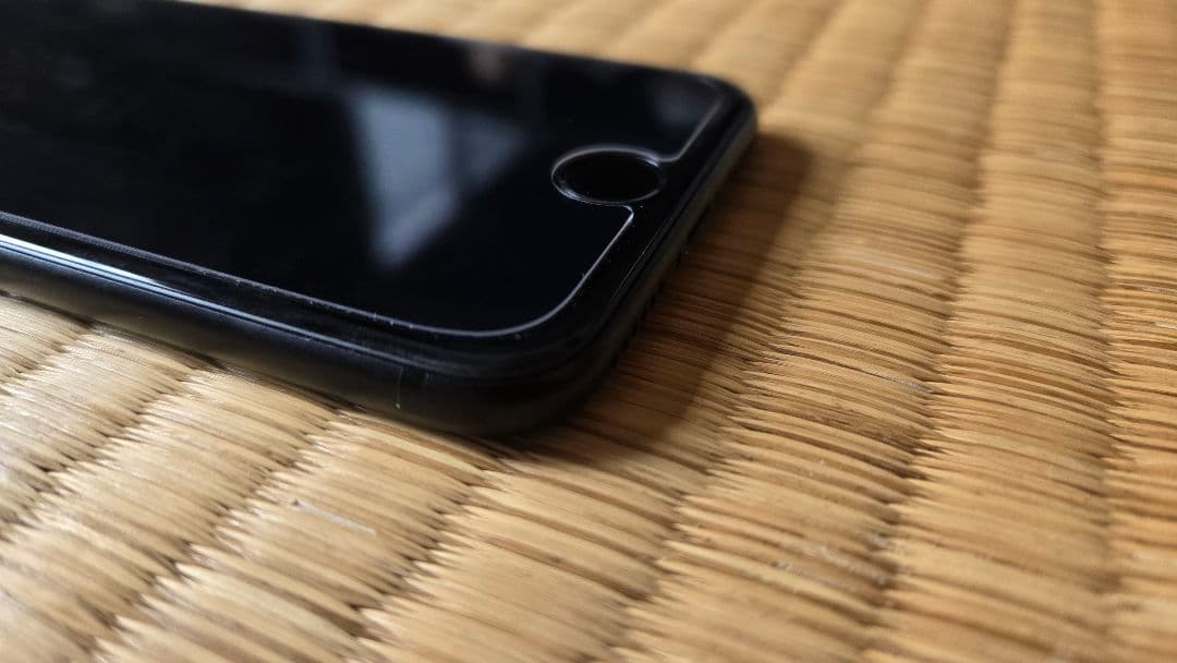 iPhoneSE2 64GB ブラック SIMフリー バッテリー86%