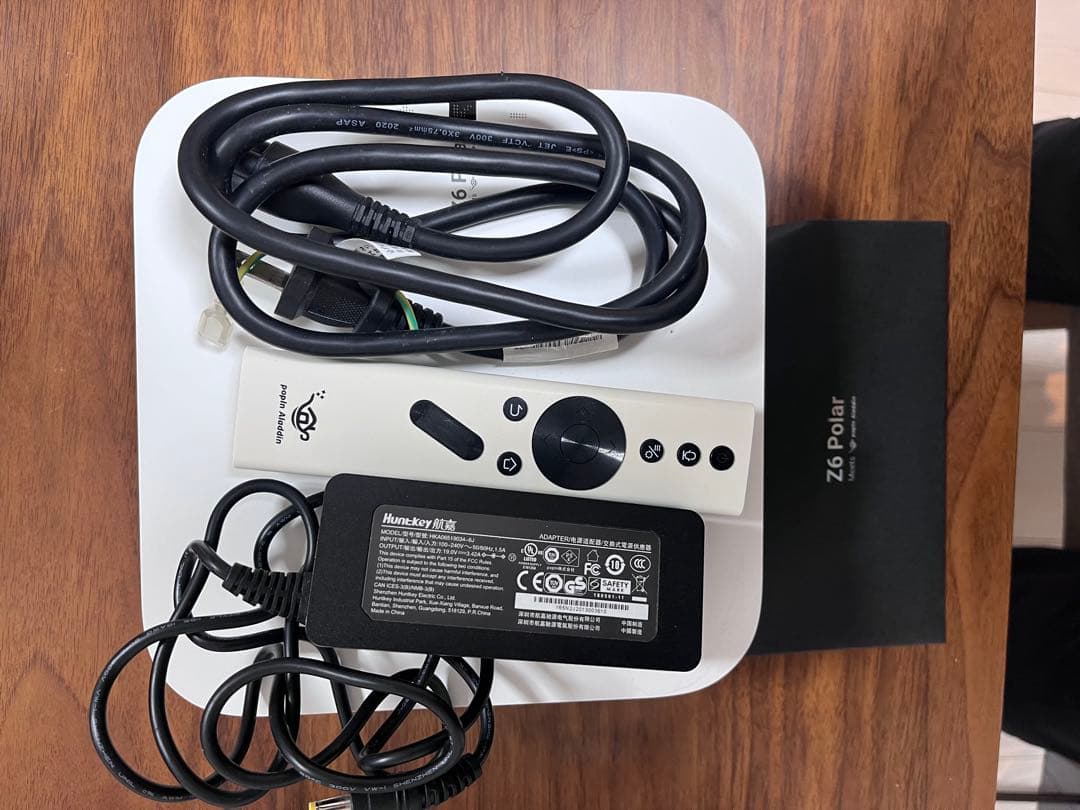 Z6 Polar プロジェクター本体