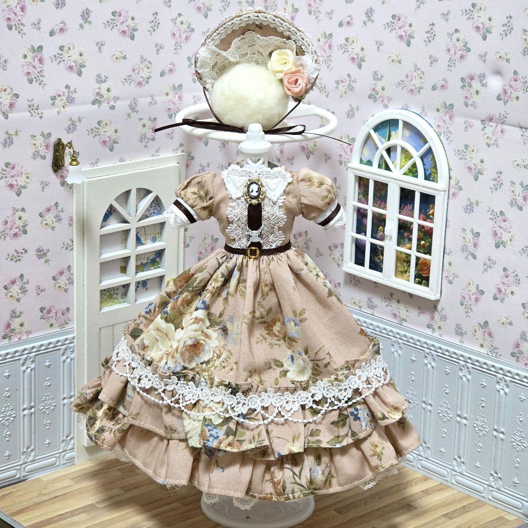 ＊岡田さおり＊　ドール服　ハンドメイド