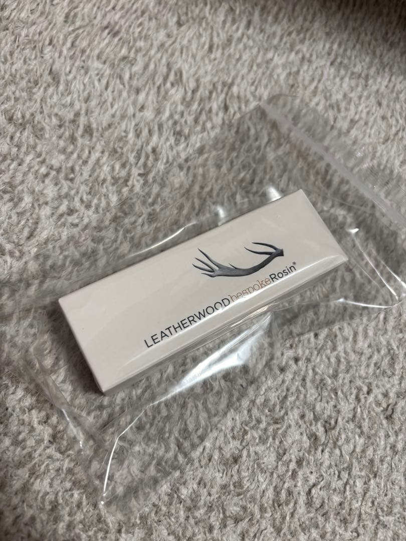 新品未開封 バイオリン 松脂 LEATHERWOOD bespoke Rosin