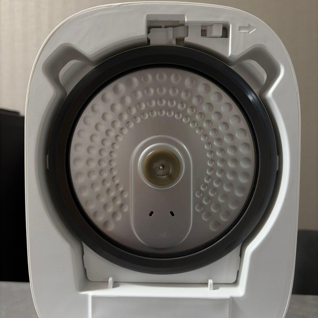 美品！　東芝TOSHIBA 炊飯器 RC-5MFM ホワイト