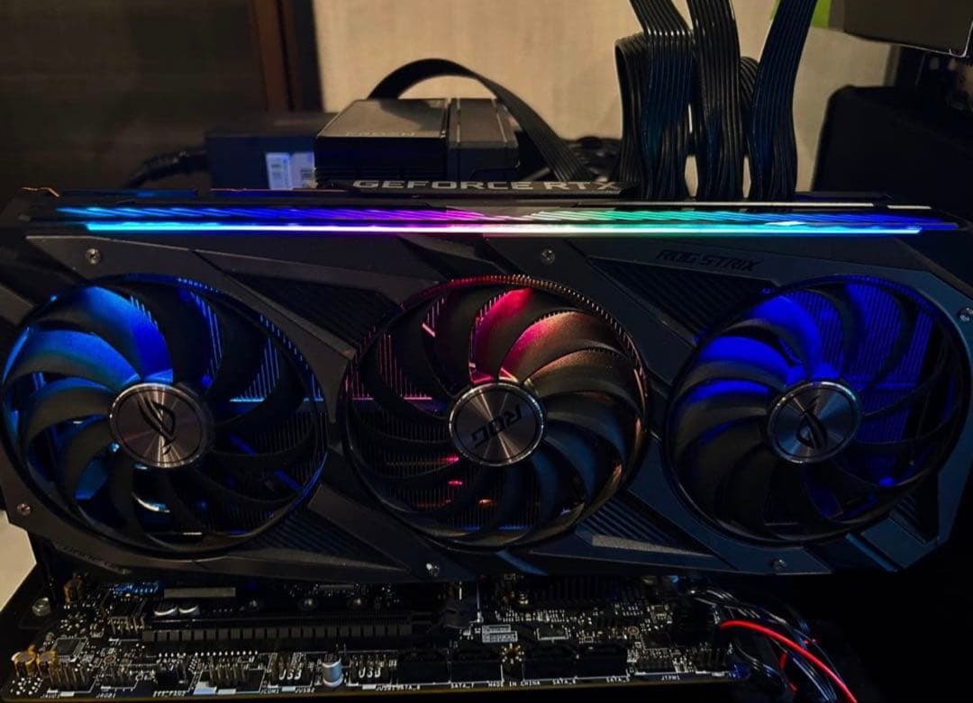 【美品】 ASUS ROG STRIX RTX 3090 24GB 【完備品】