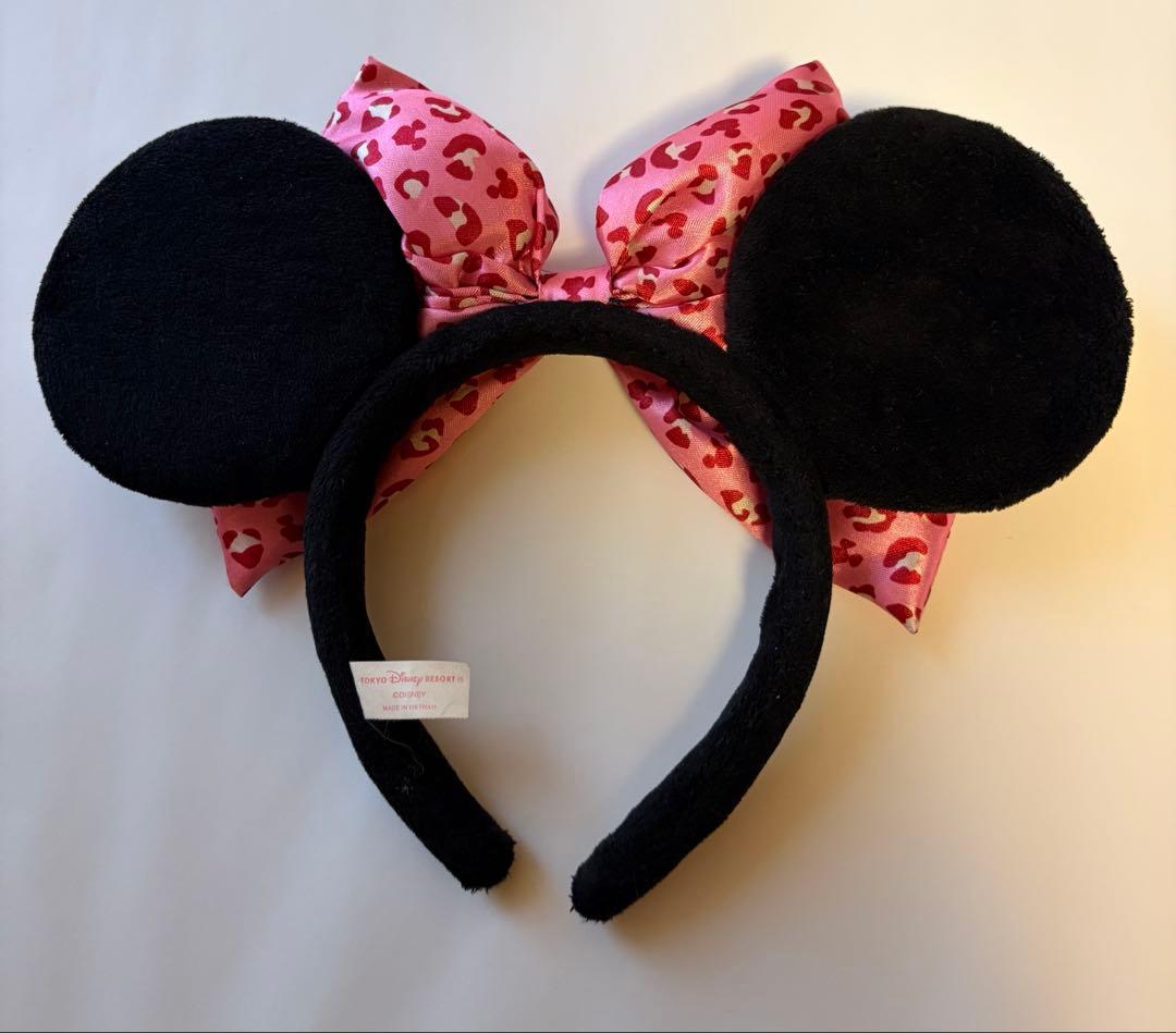 ディズニー　カチューシャ　ピンク　ヒョウ柄　美品